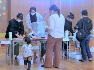 ふれあいマーケット（母の会主催）