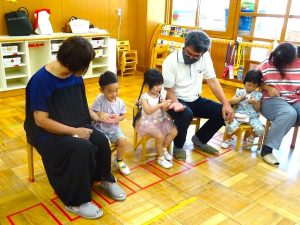 ご祖父母様とのふれあいの会（いちご組）