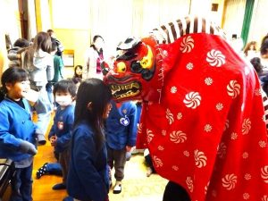 ホールイベント（獅子舞）