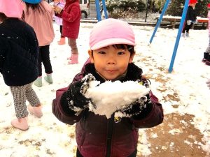 雪遊び