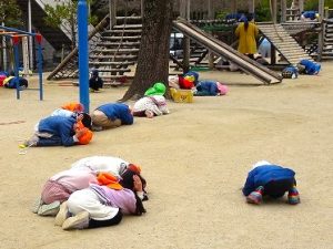 避難訓練（地震・火災）