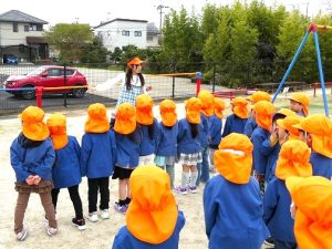 園外めぐり（年長組）
