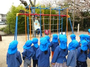 園外めぐり（年長組）