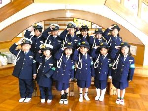 ちびっこおまわりさん（年長組）