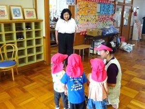 園内めぐり（ももいちご組）